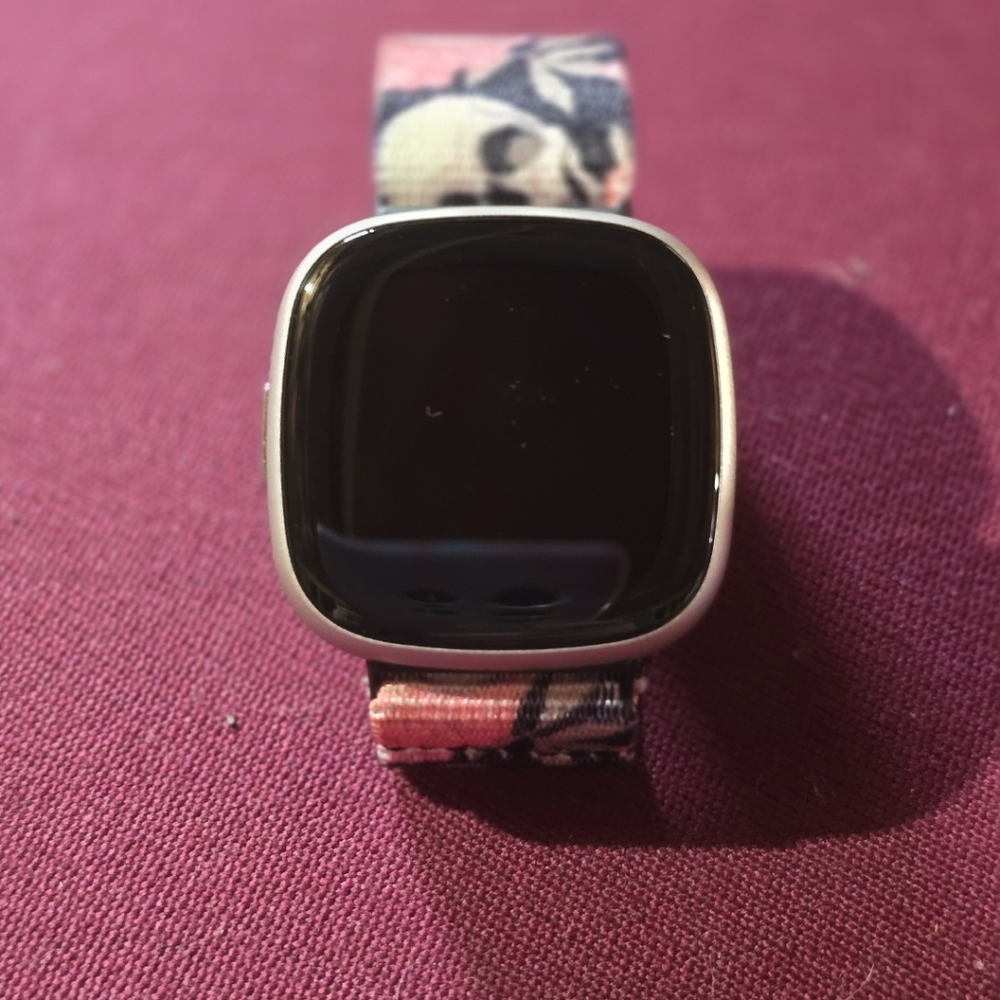 Fitbit Versa 4